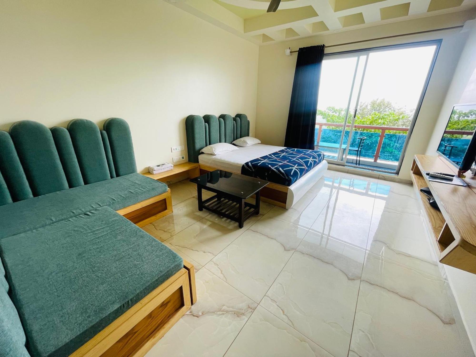 Natural Resort Panhala Exterior photo