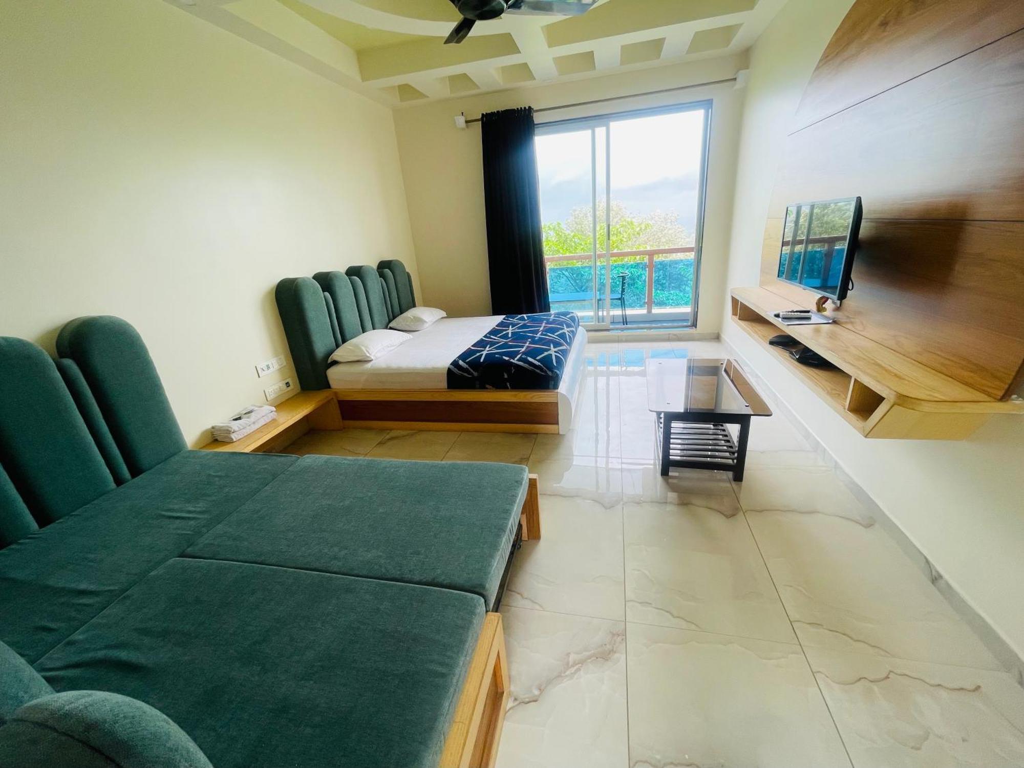 Natural Resort Panhala Exterior photo