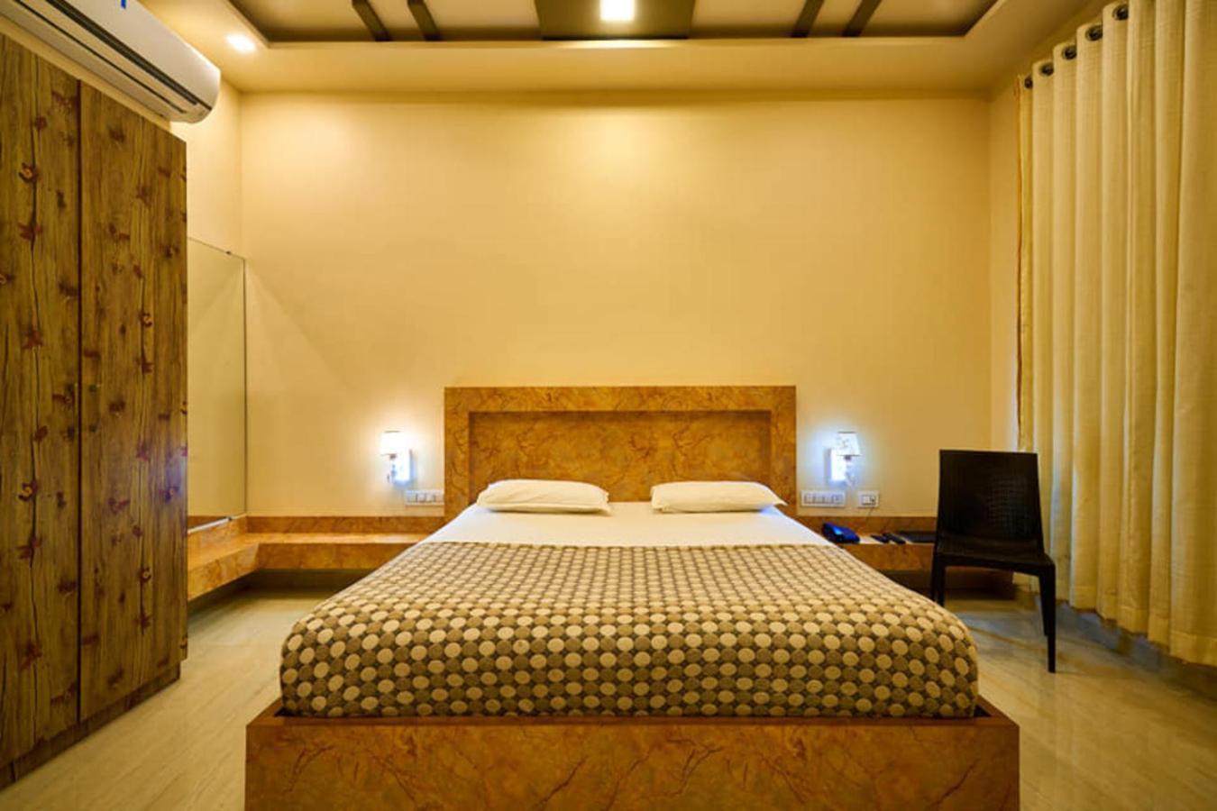 Natural Resort Panhala Exterior photo