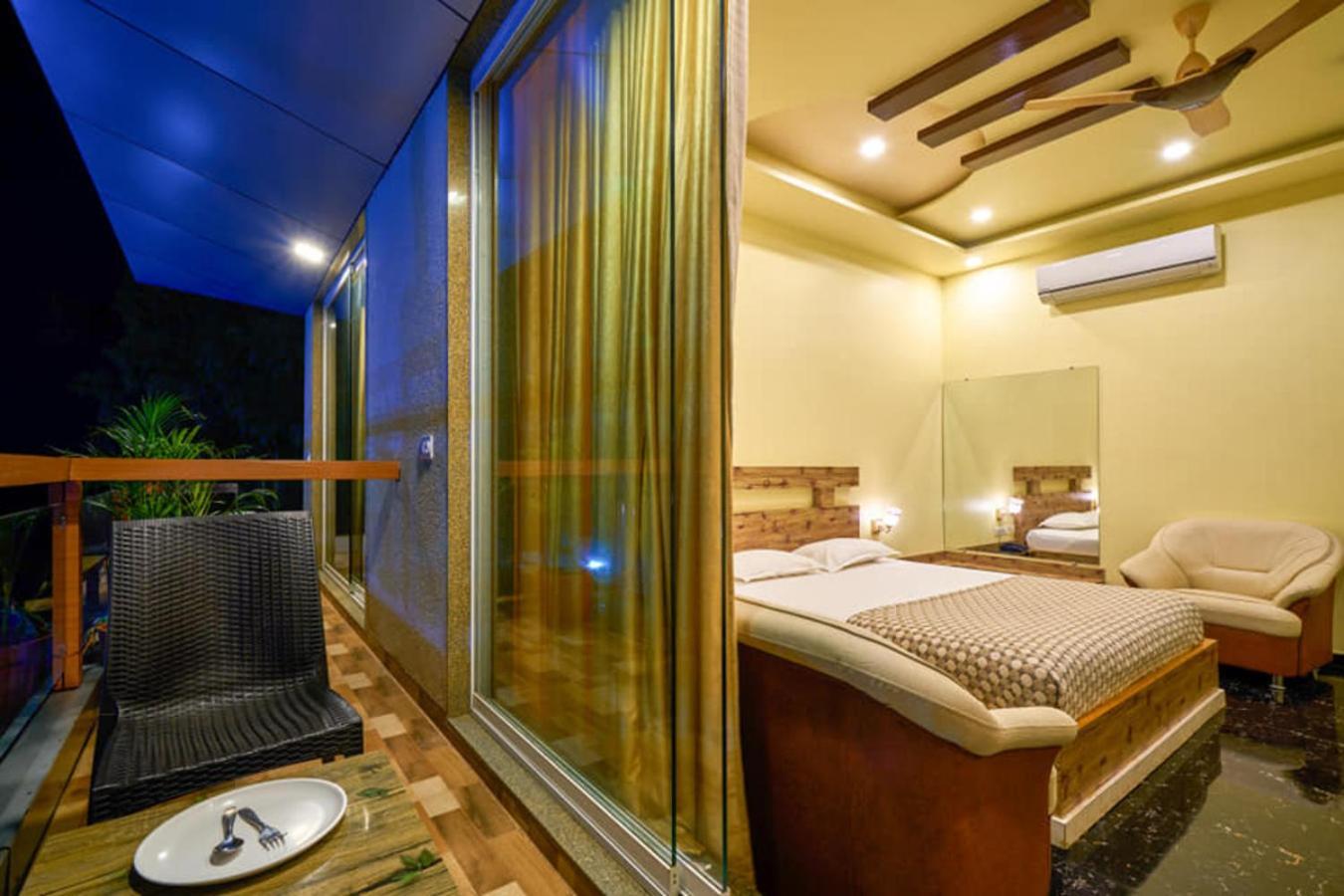 Natural Resort Panhala Exterior photo